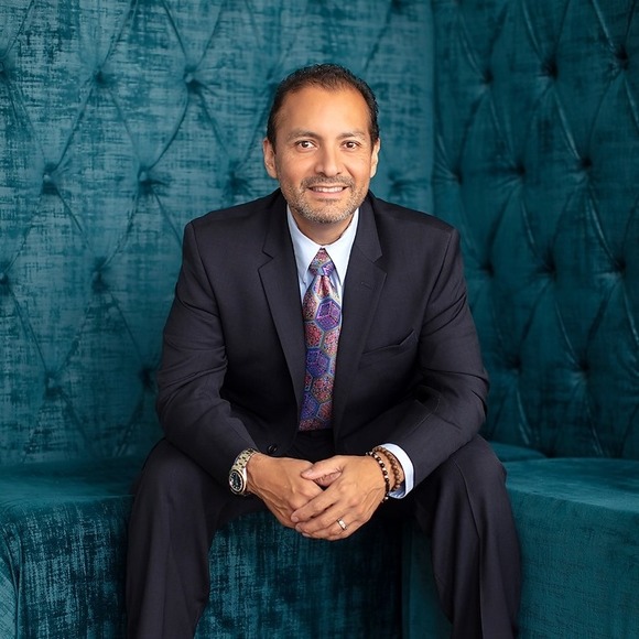 Meet your Posher, Manuel - Picture 1 of 1